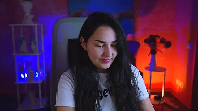 Snapshot of CeceliaJohnson chatting on February 2025 08:11:01 AM CeceliaJohnson online show from February 2025 08:11:01 AM