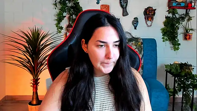 Snapshot of CeceliaJohnson chatting on February 2025 08:06:01 AM CeceliaJohnson online show from February 2025 08:06:01 AM