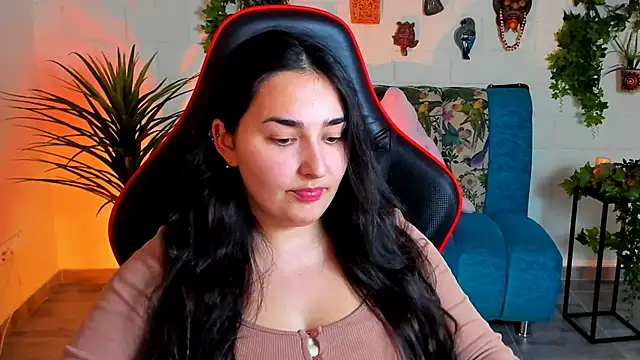 Snapshot of CeceliaJohnson chatting on March 2025 02:23:01 PM CeceliaJohnson online show from March 2025 02:23:01 PM