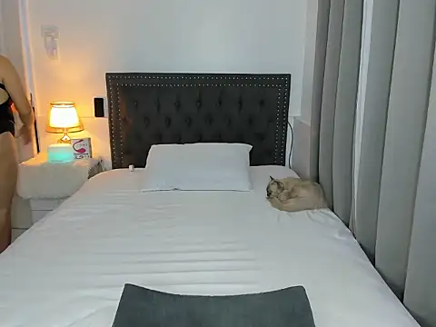 cyberanita online show from March 2026 01:17:01 PM