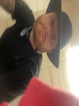 Snapshot of Mackwood89 chatting on October 2025 09:13:01 AM Mackwood89 online show from October 2025 09:13:01 AM