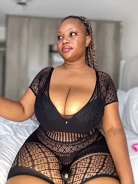 Snapshot of Hyra_Ari chatting on October 2025 05:50:01 AM Hyra Ari online show from October 2025 05:50:01 AM