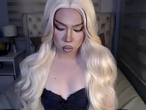 RebecaNextToYou online show from February 2026 04:52:02 PM