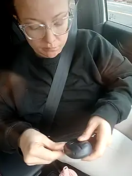 julimonroe online show from February 2025 04:22:01 PM