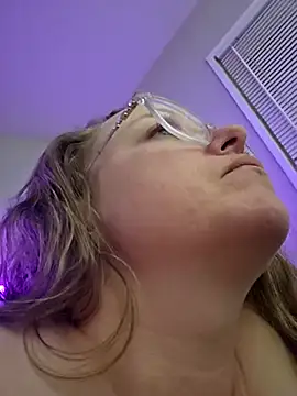 julimonroe online show from March 2025 06:13:02 AM