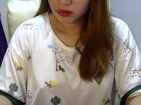    zurIII09  online show from November 2025 01:15:01 AM