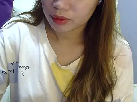    zurIII09  online show from February 2026 04:59:02 PM