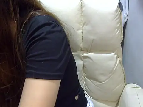    zurIII09  online show from May 2026 08:53:01 AM