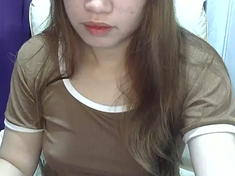    zurIII09  online show from May 2026 06:26:04 PM