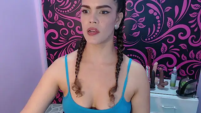 greatASS Latina online show from July 2026 06:53:01 PM