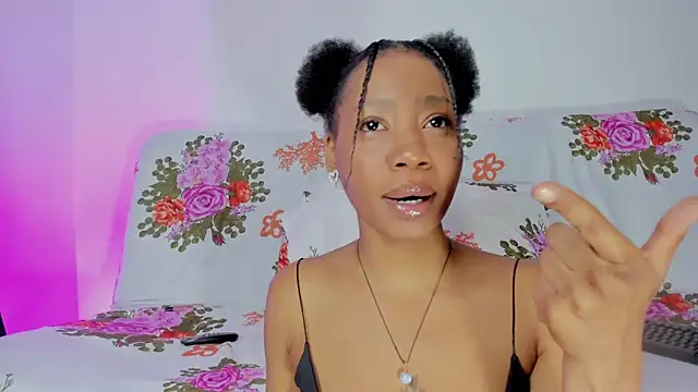 Snapshot of Sweetcocoa- chatting on February 2025 11:44:02 AM Sweetcocoa- online show from February 2025 11:44:02 AM