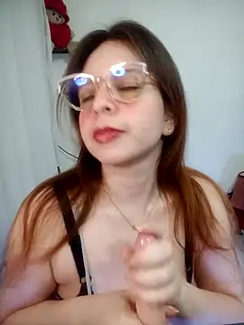 Snapshot of lorenitabella chatting on April 2026 09:04:01 AM lorenitabella online show from April 2026 09:04:01 AM