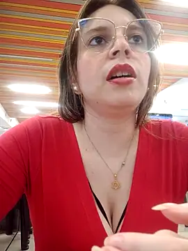 Snapshot of lorenitabella chatting on April 2026 09:21:02 PM lorenitabella online show from April 2026 09:21:02 PM