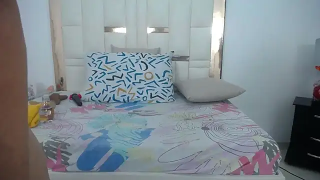 Snapshot of ambercordoba chatting on February 2025 07:14:01 PM ambercordoba online show from February 2025 07:14:01 PM