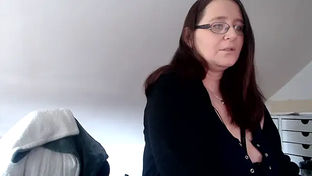 LeaLove86 online show from March 2025 01:36:01 PM