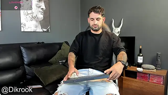 Davevilboy online show from January 2025 12:27:01 PM