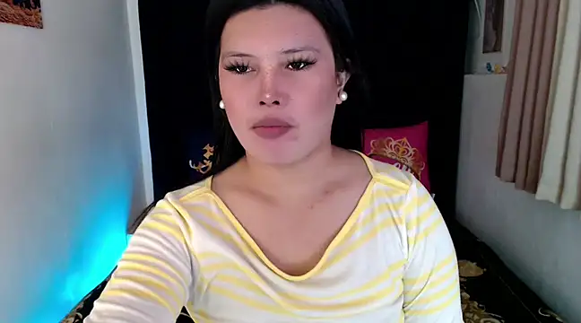 Snapshot of Angelic_Fuckerxxx chatting on March 2025 04:10:01 AM Angelic Fuckerxxx online show from March 2025 04:10:01 AM