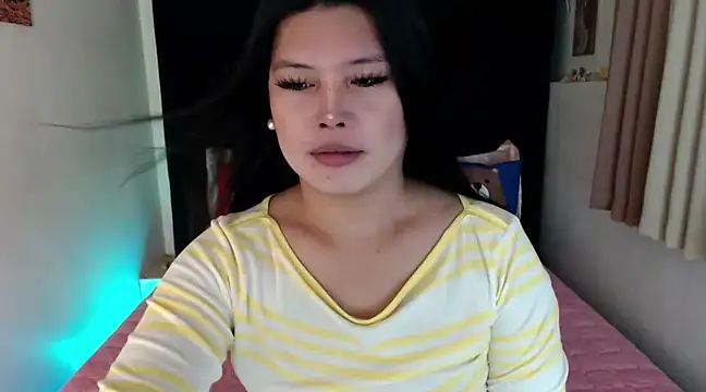 Snapshot of Angelic_Fuckerxxx chatting on March 2025 03:43:01 AM Angelic Fuckerxxx online show from March 2025 03:43:01 AM