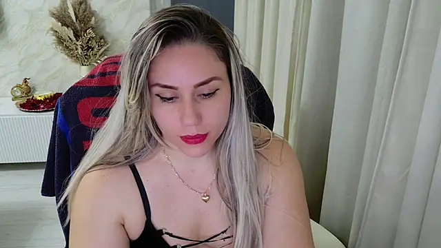 Snapshot of Annyfit4you chatting on February 2025 11:48:01 PM Annyfit4you online show from February 2025 11:48:01 PM