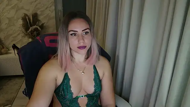 Snapshot of Annyfit4you chatting on October 2025 02:56:01 AM Annyfit4you online show from October 2025 02:56:01 AM