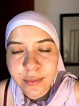 MatchedEyebrow online show from May 2026 09:22:01 PM