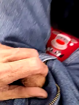 Snapshot of feet_toes chatting on February 2025 12:49:02 PM feet toes online show from February 2025 12:49:02 PM