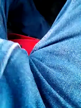 Snapshot of feet_toes chatting on February 2025 03:54:01 PM feet toes online show from February 2025 03:54:01 PM