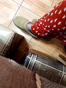 Snapshot of feet_toes chatting on February 2025 05:34:02 AM feet toes online show from February 2025 05:34:02 AM