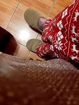 Snapshot of feet_toes chatting on March 2025 03:32:02 AM feet toes online show from March 2025 03:32:02 AM