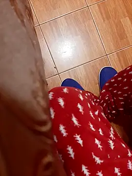 Snapshot of feet_toes chatting on October 2025 04:24:01 AM feet toes online show from October 2025 04:24:01 AM