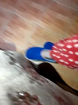 Snapshot of feet_toes chatting on February 2026 07:01:01 AM feet toes online show from February 2026 07:01:01 AM