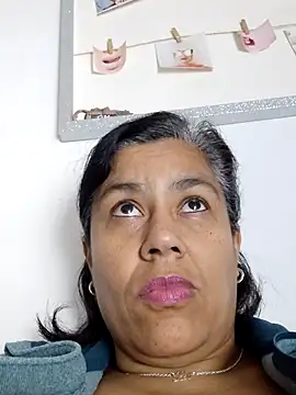 Molly newman6 online show from January 2025 06:35:01 PM