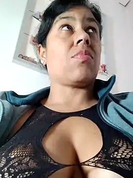 Molly newman6 online show from March 2025 02:33:02 PM