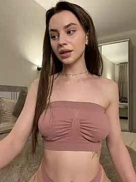 Camilla Railian online show from July 2026 11:45:02 PM