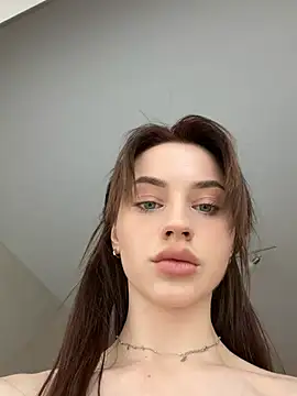 Camilla Railian online show from July 2026 12:35:01 PM