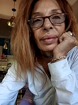 Snapshot of FrozenWaffle chatting on March 2026 03:15:01 PM FrozenWaffle online show from March 2026 03:15:01 PM