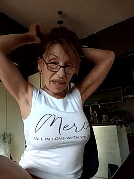 Snapshot of FrozenWaffle chatting on March 2026 07:26:01 PM FrozenWaffle online show from March 2026 07:26:01 PM