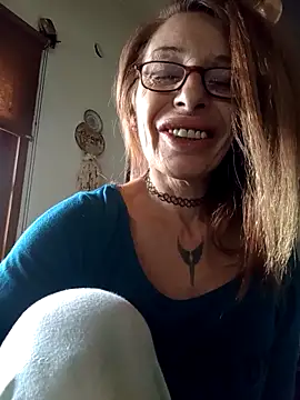 Snapshot of FrozenWaffle chatting on April 2026 03:13:01 PM FrozenWaffle online show from April 2026 03:13:01 PM