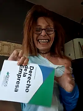 Snapshot of FrozenWaffle chatting on April 2026 05:46:02 PM FrozenWaffle online show from April 2026 05:46:02 PM