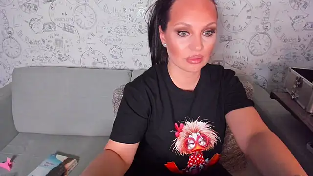 LondonBadGirl online show from April 2026 08:54:02 PM