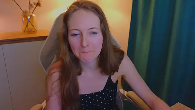 freya nilsson online show from December 2024 07:49:01 PM