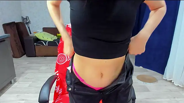 Snapshot of c_arina_x chatting on January 2025 11:23:01 PM c arina x online show from January 2025 11:23:01 PM