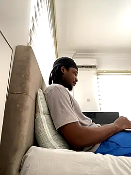 finefinance online show from November 2025 06:12:02 AM