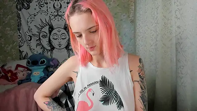 Snapshot of Cutie_Adelia chatting on December 2024 09:28:02 AM Cutie Adelia online show from December 2024 09:28:02 AM