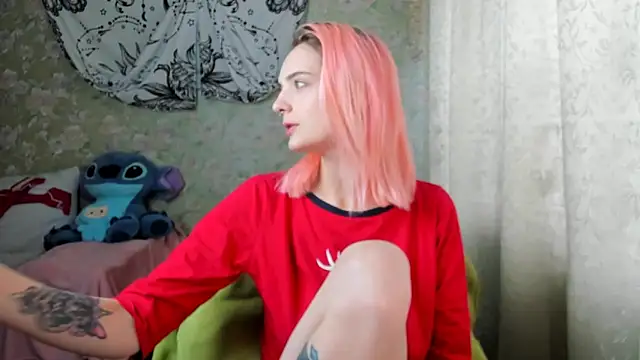 Snapshot of Cutie_Adelia chatting on January 2025 09:35:02 AM Cutie Adelia online show from January 2025 09:35:02 AM