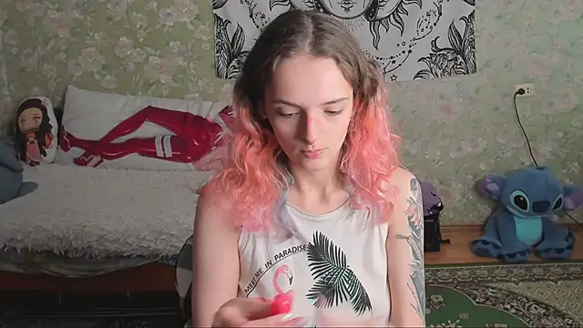 Snapshot of Cutie_Adelia chatting on October 2025 07:42:01 AM Cutie Adelia online show from October 2025 07:42:01 AM