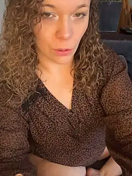 AuroraSummers online show from January 2026 04:23:02 PM