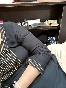 Diya 143 online show from March 2025 06:07:01 PM