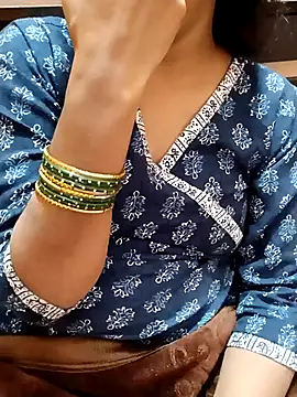 Diya 143 online show from November 2025 08:24:01 AM