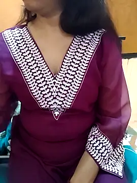 Snapshot of Diya_143 chatting on February 2026 07:20:02 AM Diya 143 online show from February 2026 07:20:02 AM